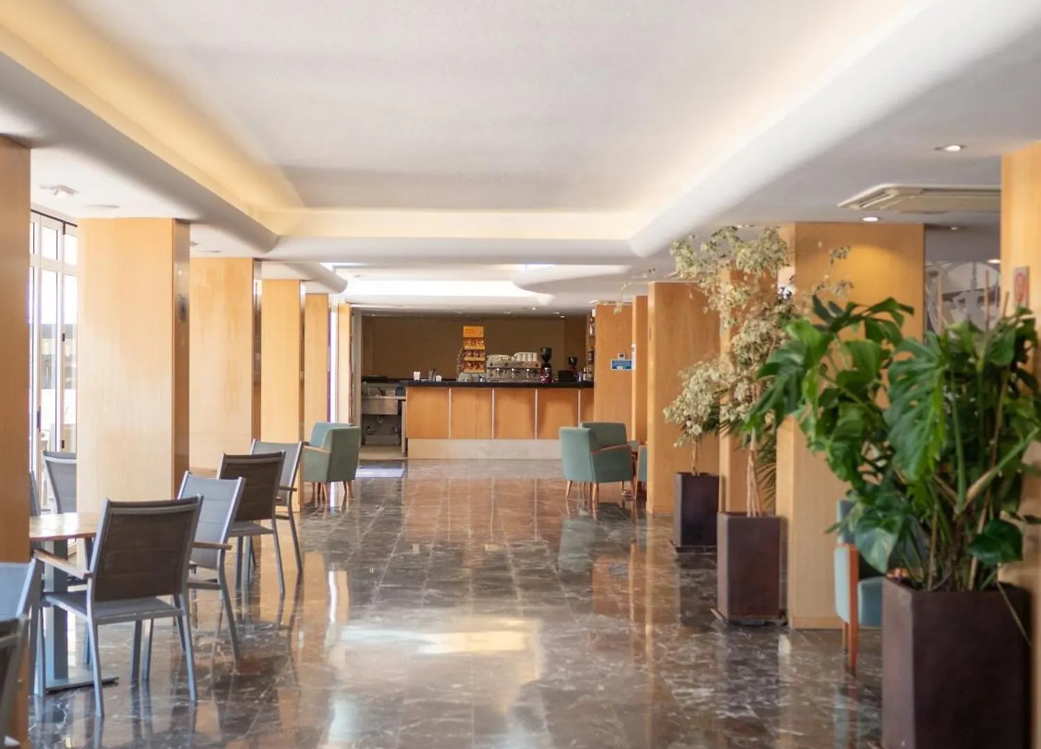 Aparthotel Moon Dreams Atlantic Es Cana